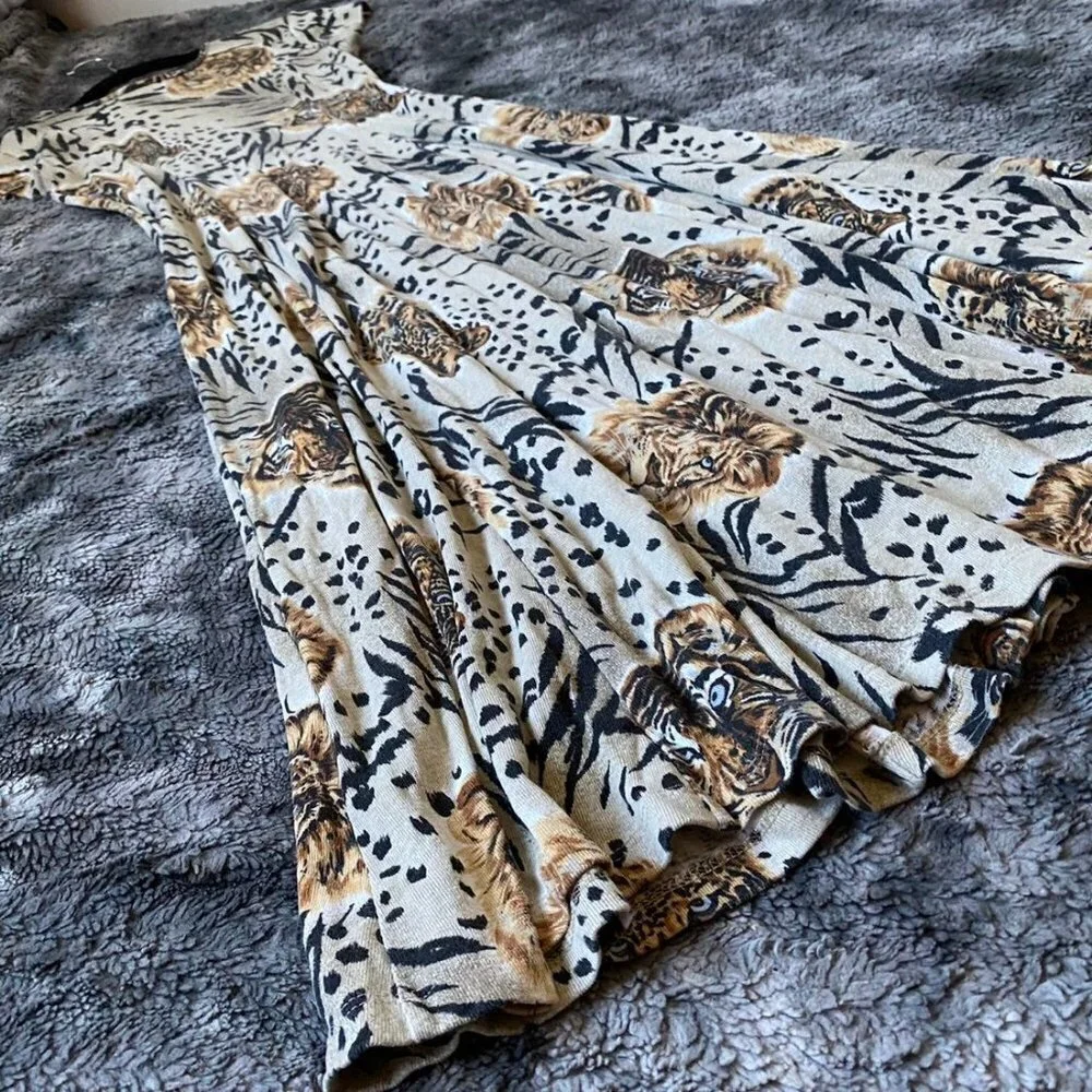 VTG La Fete Jungle Print Midi Dress